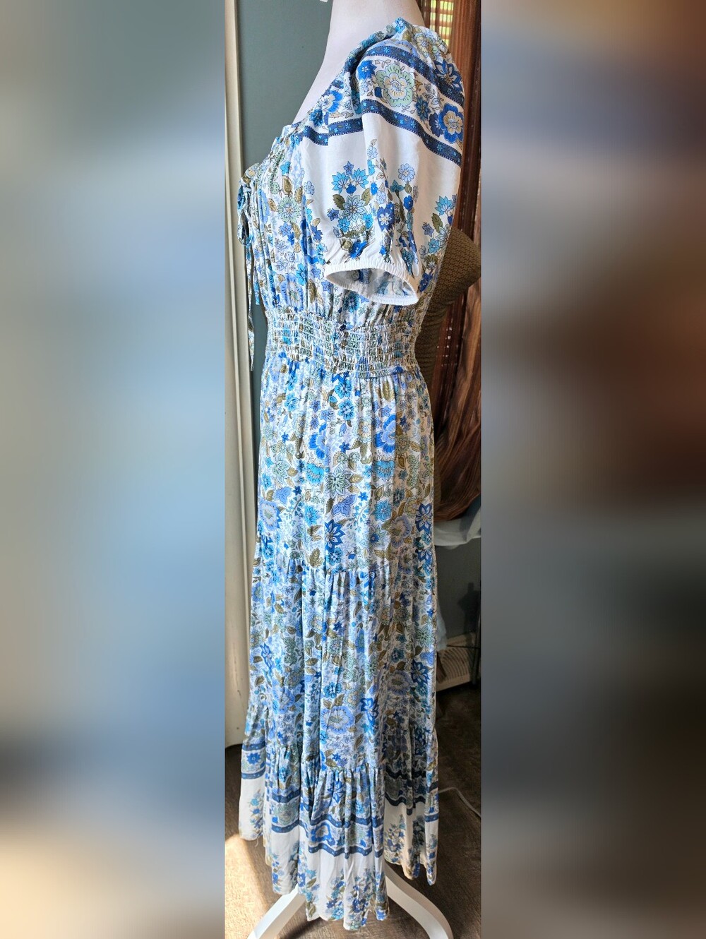 By The River Floral Maxi Dress Womens L Blue White Smocked Waist Puff Sleeves Bo - Picture 3 of 13